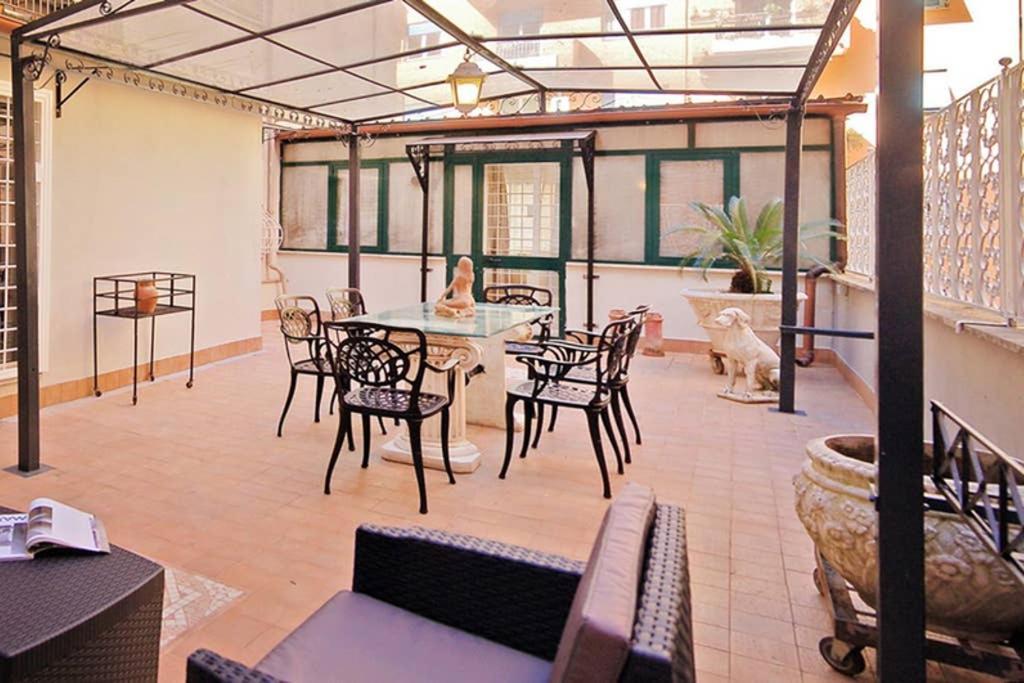 Vatican Luxury Apartment With Terrace - 7 People Рим Екстер'єр фото